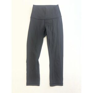 EUC Lululemon ALIGN CROP 21" size 2 Black